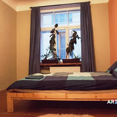 Art Vandrerhjem Riga